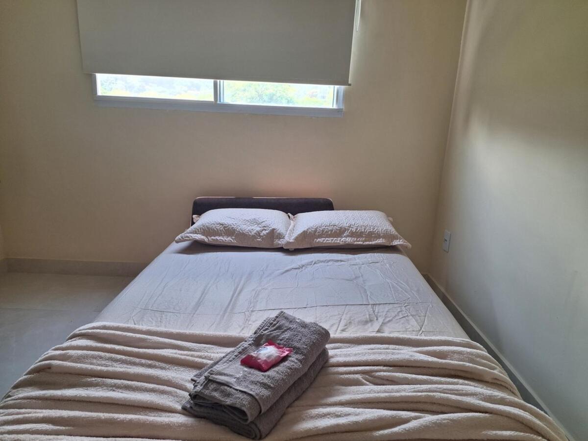 Apto Completo Com Estacionamento E Ar-condicionado No Rio Apartamento